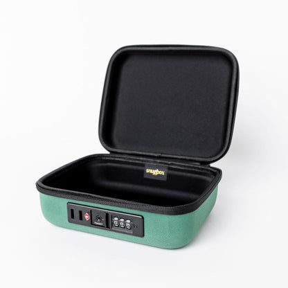 Lockbox with zipper combination lock - Evergreen