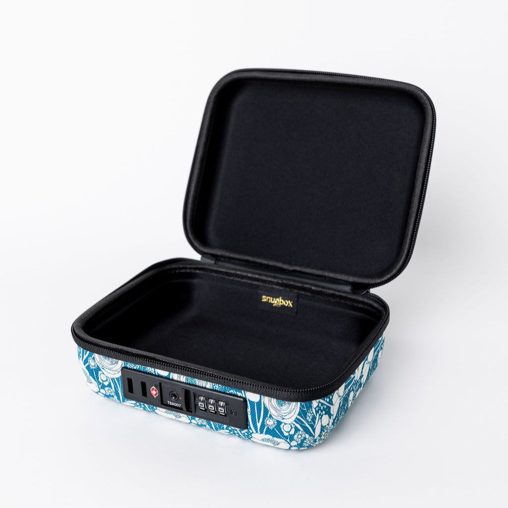 Lockbox with zipper combination lock - Swedish summer – snugbox